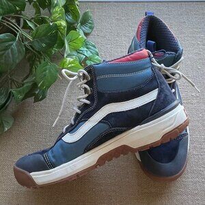Vans UltraRange Exo Hi MTE Sneakers, Navy/Navy Gum, Mens size 11